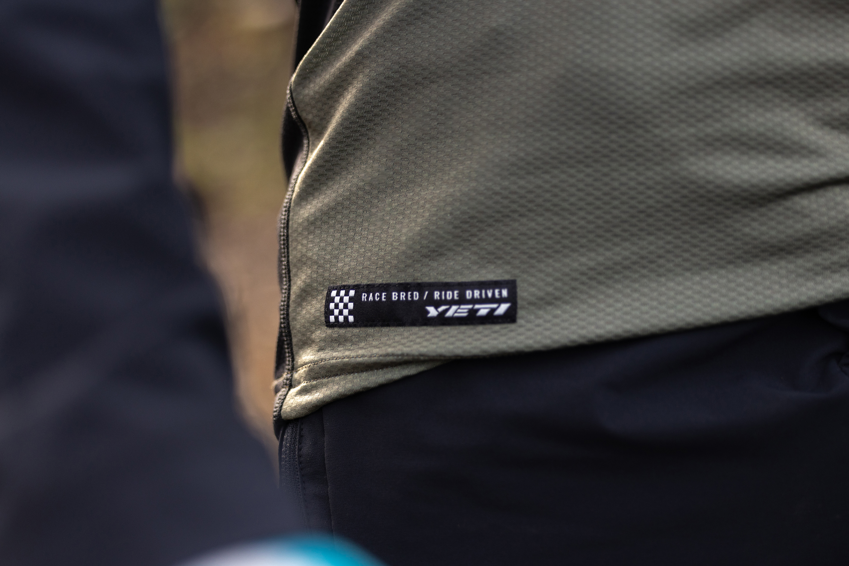 RENEGADE RIDE TOP '24 - Yeti Cycles